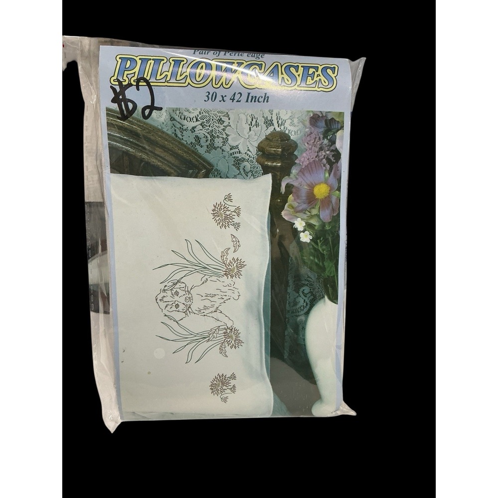 Fairway Needlecraft Perle Edge Pillowcases (2) Embroidery 30 X 42"  #83315‎